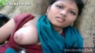Bihar College Girl Boobs Sucked Outdoors By Bf