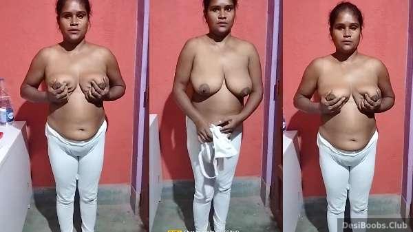 Thamilsexaunty - Tamil aunty big boobs pressing on first cam porn show - Bf