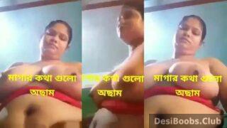 Big boobs aunty makes nude selfie clip for kolkata bf