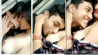 Delhi girlfriend boob sucked by lover on college terrace
