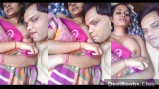 North Indian saali boob sucking sex with jija on camera