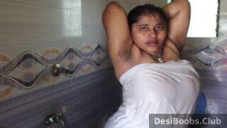 Bathing video of big boobs sexy bhabhi