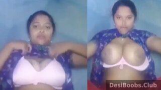 Horny desi maid showing big boobs to husband