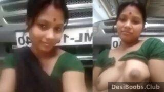 Naughty wife of cab driver pressing hot Indian tits
