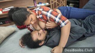 Horny man sucking boobs of sexy desi girlfriend